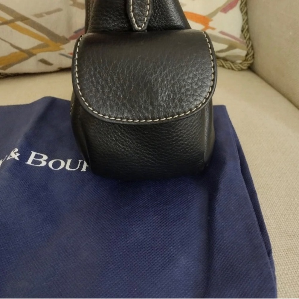 Dooney and bourke bag - Picture 4 of 6